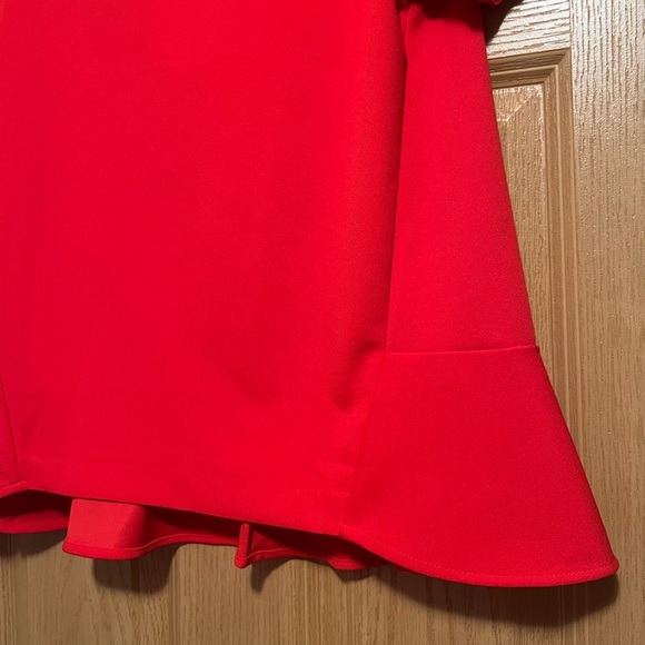 Banana Republic Red Short Sleeve Peplum Top - Picture 4 of 10